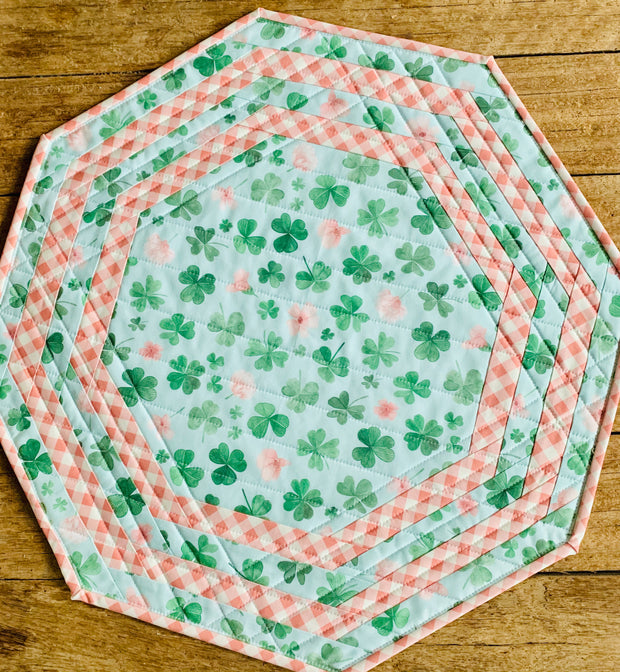 Feeling Lucky Clover/Floral Table Topper