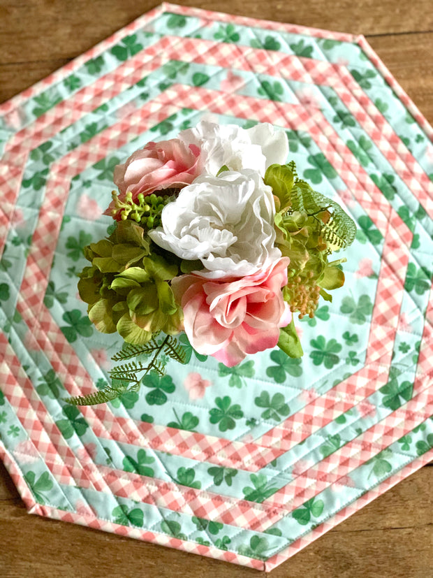 Feeling Lucky Clover/Floral Table Topper