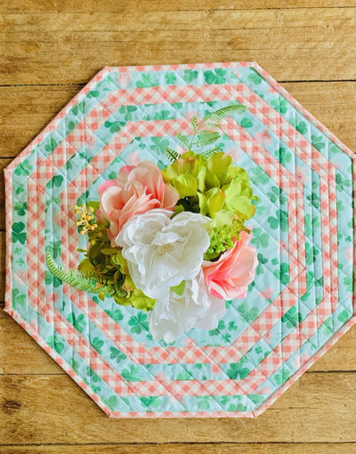 Feeling Lucky Clover/Floral Table Topper